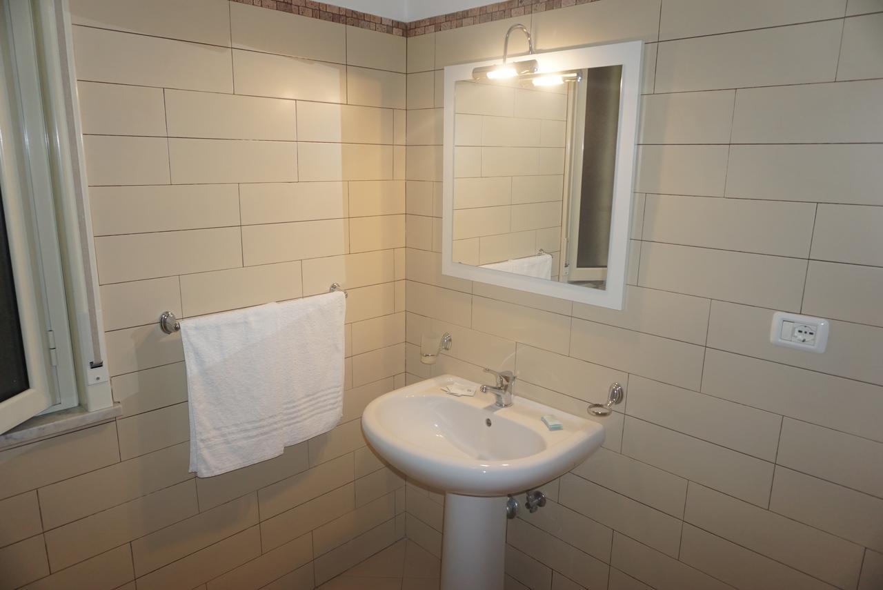 פורצה דרגו Hotel Villa Souvenir מראה חיצוני תמונה